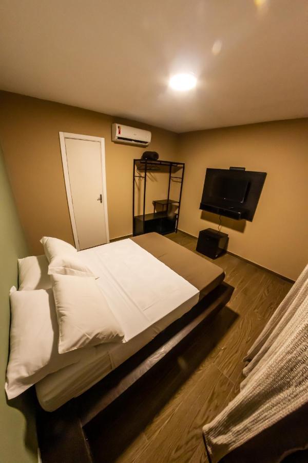 Bonabrigo Hostel & Suites Balneário Camboriú Eksteriør bilde