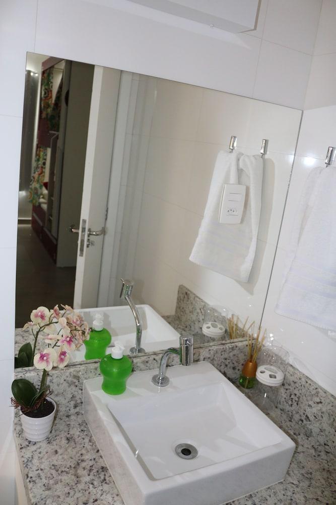Bonabrigo Hostel & Suites Balneário Camboriú Eksteriør bilde